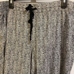 ***3/$30***Rewind EUC Animal Print Slacks Size 2X